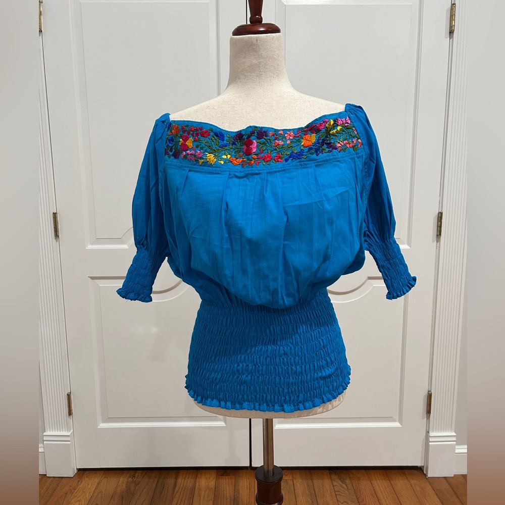 Boho Mexican top With san Antonino Silk Embroidery.